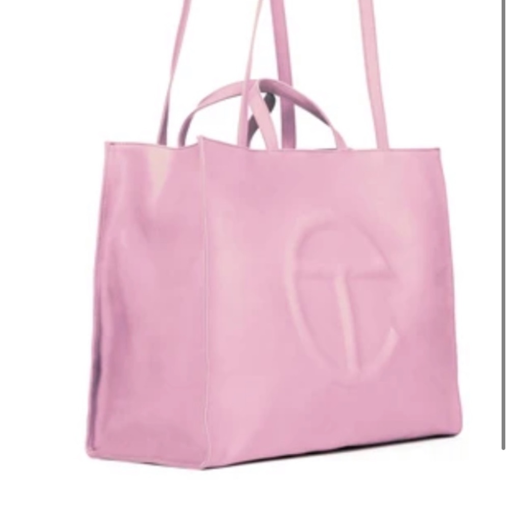 Pink medium size Telfar bag, never worn.